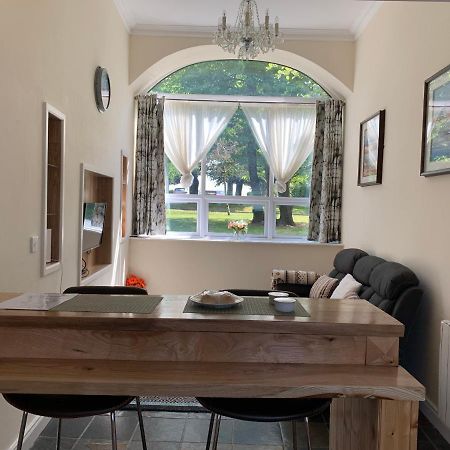 Cut Limestone Apartment Riverside Lodge Карлоу Экстерьер фото