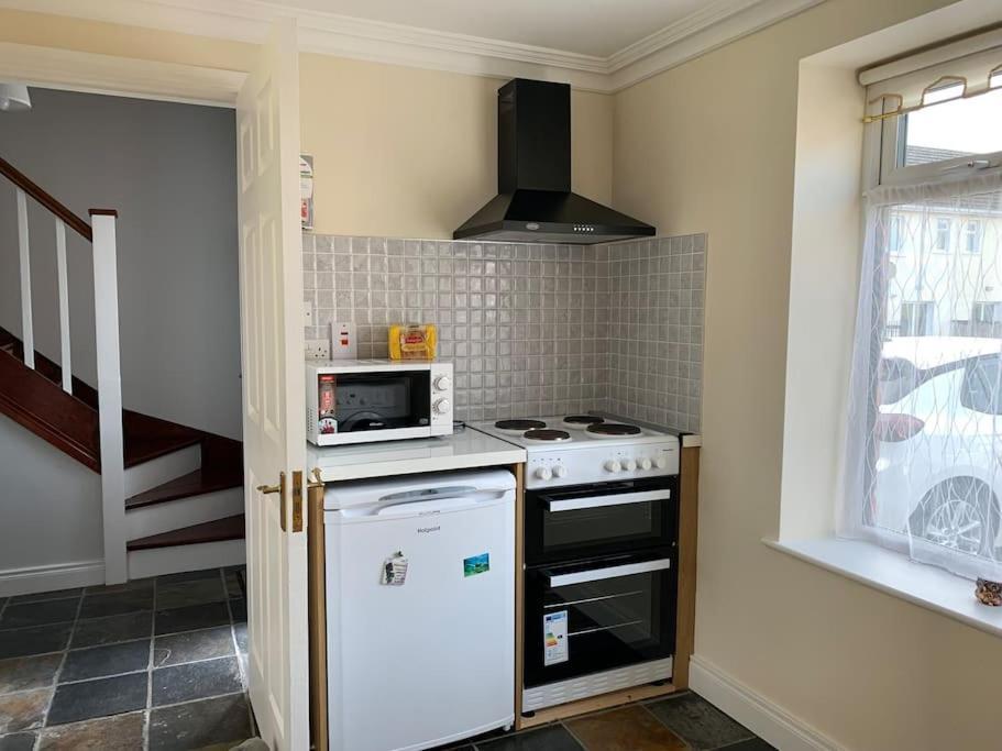 Cut Limestone Apartment Riverside Lodge Карлоу Экстерьер фото